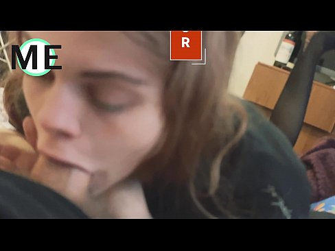 ❤️ Pula de gât, colanți rupți și tocuri rupte încântată de cunoștință ❤️❌   at ro.kutjeporno.ru ❤