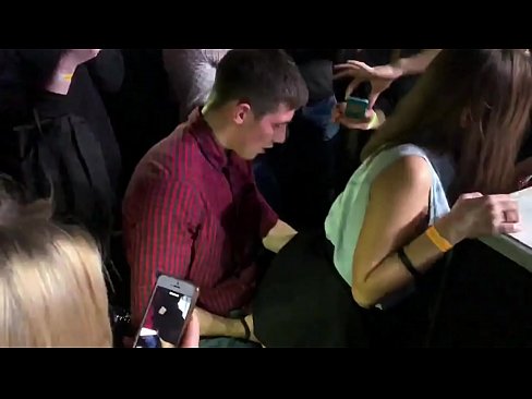 ❤️ Sex real într-un club de noapte rusesc. O rusoaică de 18 ani în anus și vagin futută într-un club de noapte ❤️❌ at ro.kutjeporno.ru ❤