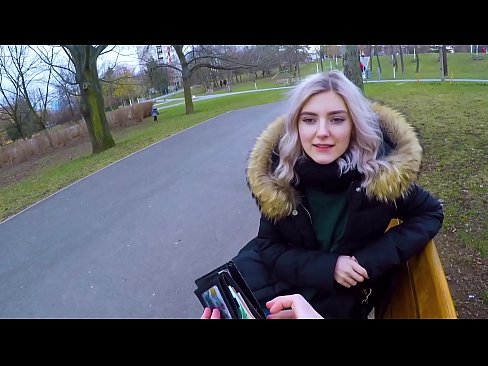 ❤️ Înghite sperma fierbinte a unui străin pentru bani - muie în parc de Eva Elfie ❤️❌ at ro.kutjeporno.ru ❤